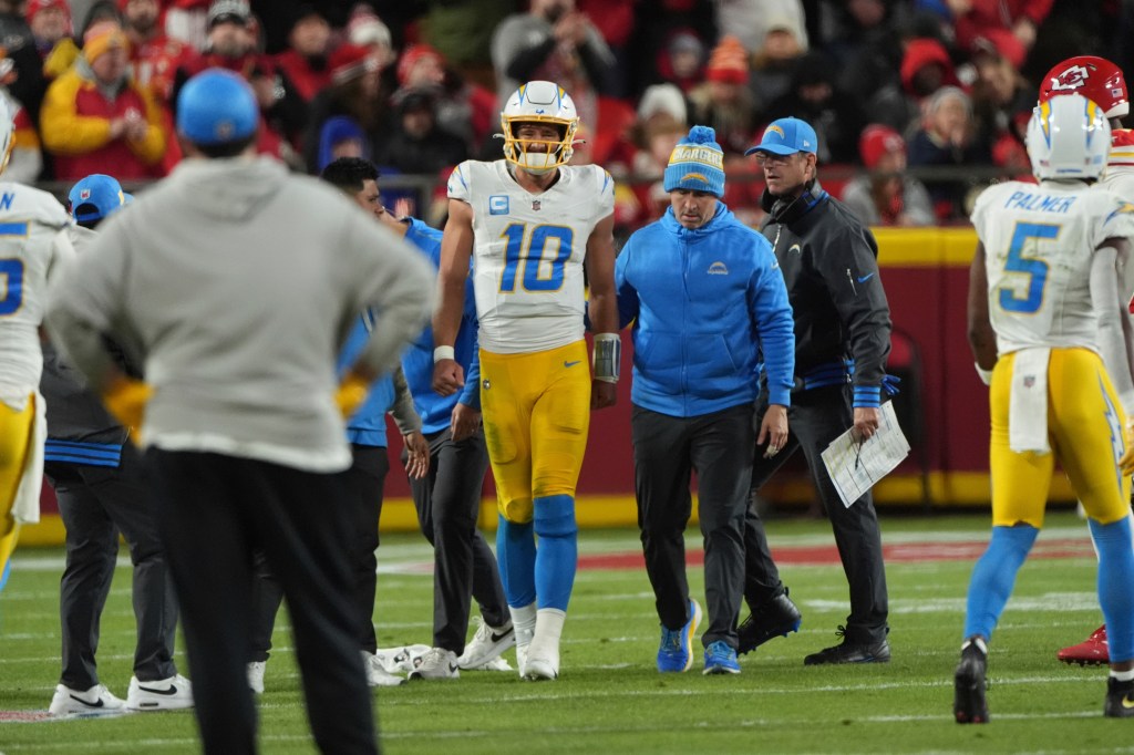 Chargers QB Justin Herbert sound enough to play vs. Buccaneers – San Diego Union-Tribune