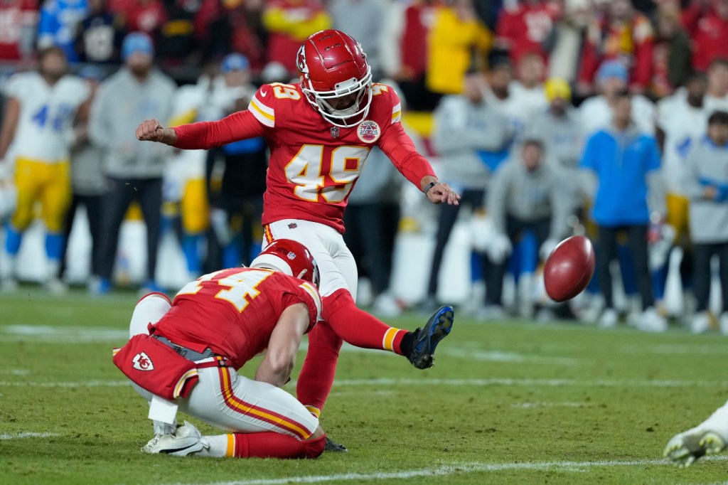 Chargers lose to Chiefs on last-second, bank-shot field goal – San Diego Union-Tribune