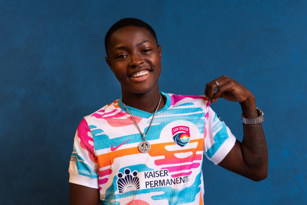 Wave acquire Nigerian striker amid roster churn, sign her to 1-year deal for 2025 – San Diego Union-Tribune